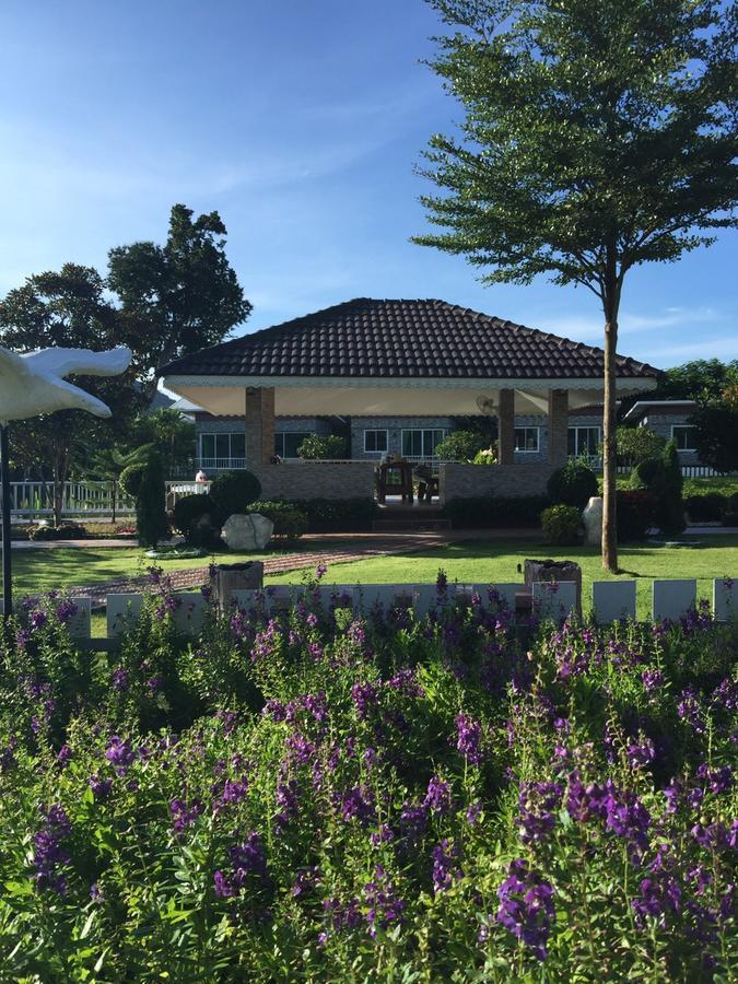 Rai Fahpratan Home And Garden Ban Pak Ngam  المظهر الخارجي الصورة